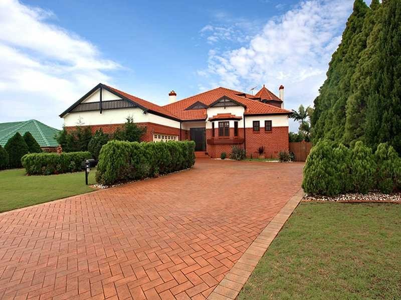 7 Hawkhurst Court, Murrumba Downs QLD 4503