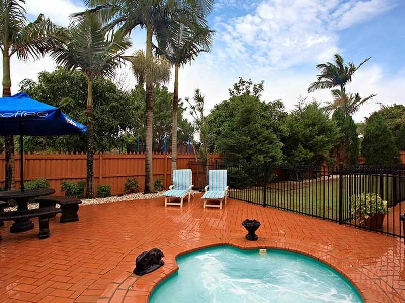 7 Hawkhurst Court, Murrumba Downs QLD 4503