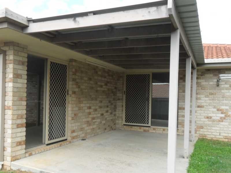4 Red Admiral Place, Kallangur QLD 4503