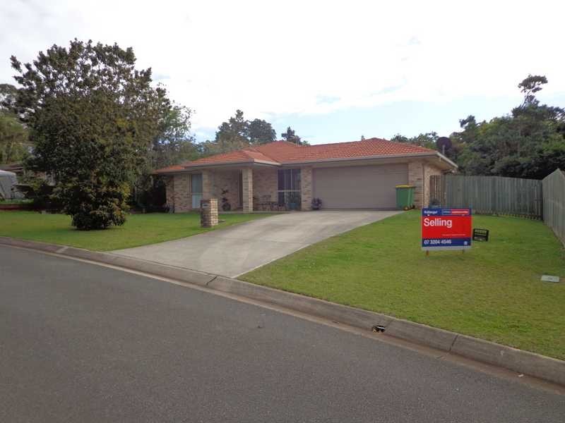 4 Red Admiral Place, Kallangur QLD 4503