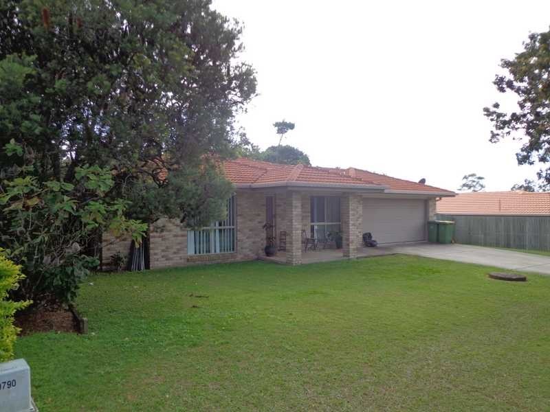 4 Red Admiral Place, Kallangur QLD 4503