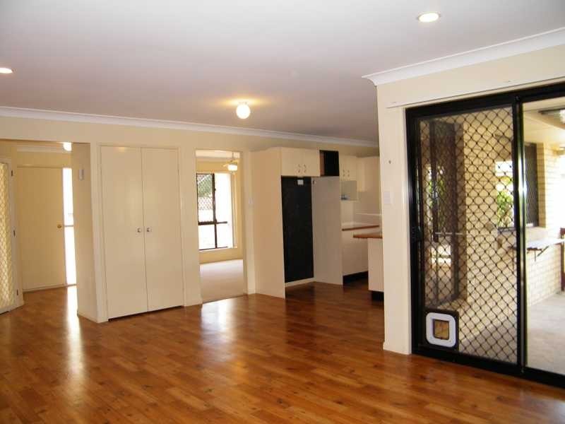 13 Freedom Drive, Kallangur QLD 4503