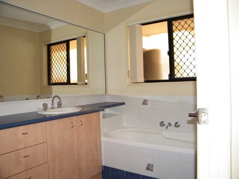 13 Freedom Drive, Kallangur QLD 4503