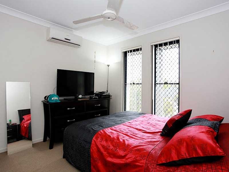 8 Menara Circuit, North Lakes QLD 4509