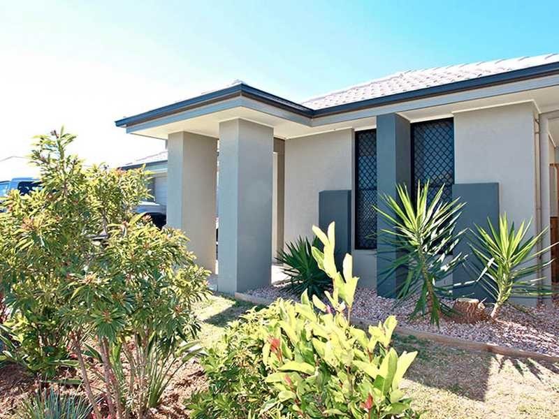 8 Menara Circuit, North Lakes QLD 4509