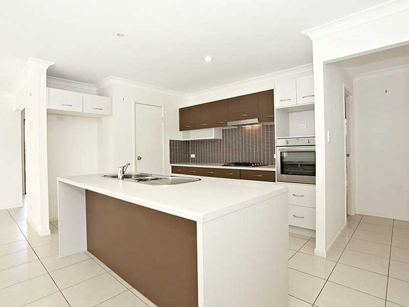 44 Balstrup Road North, Kallangur QLD 4503