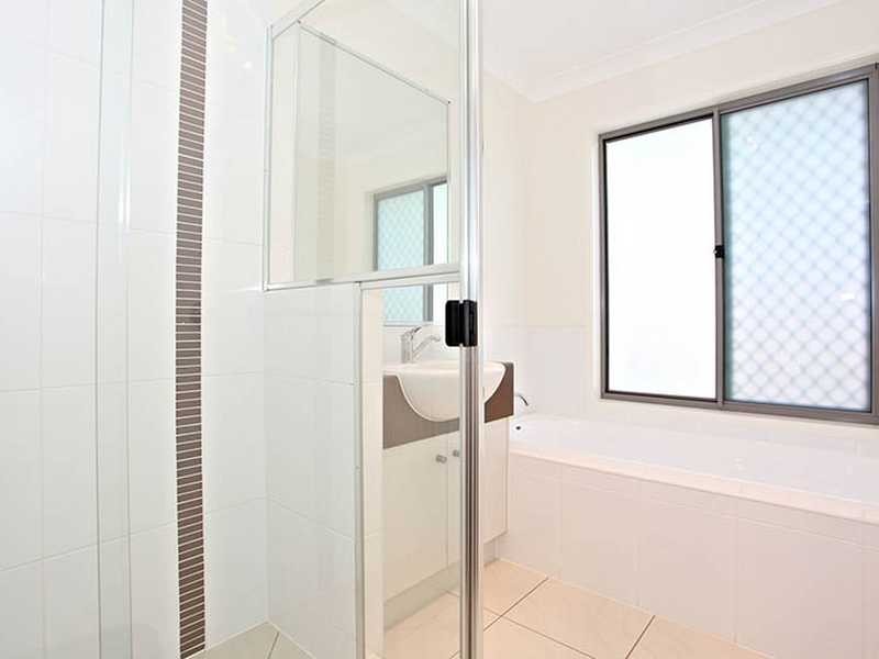 44 Balstrup Road North, Kallangur QLD 4503