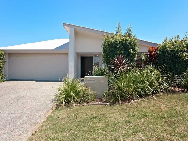 44 Balstrup Road North, Kallangur QLD 4503