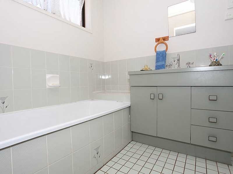 8 Argyll Street, Caboolture QLD 4510