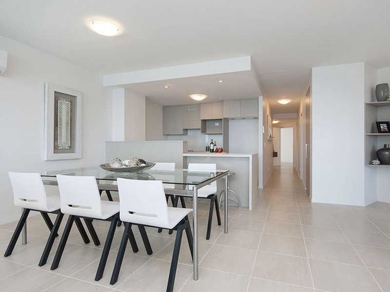 Unit 504/14 Oxley Avenue, Woody Point QLD 4019