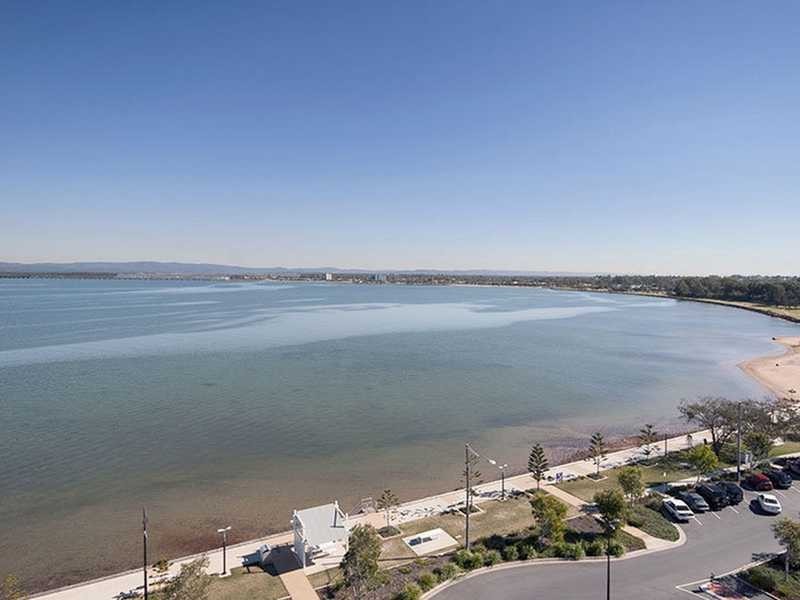 Unit 403/14 Oxley Avenue, Woody Point QLD 4019