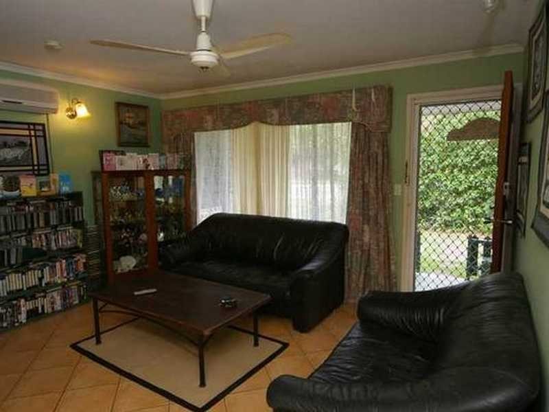 20 Fiona Street, Beachmere QLD 4510