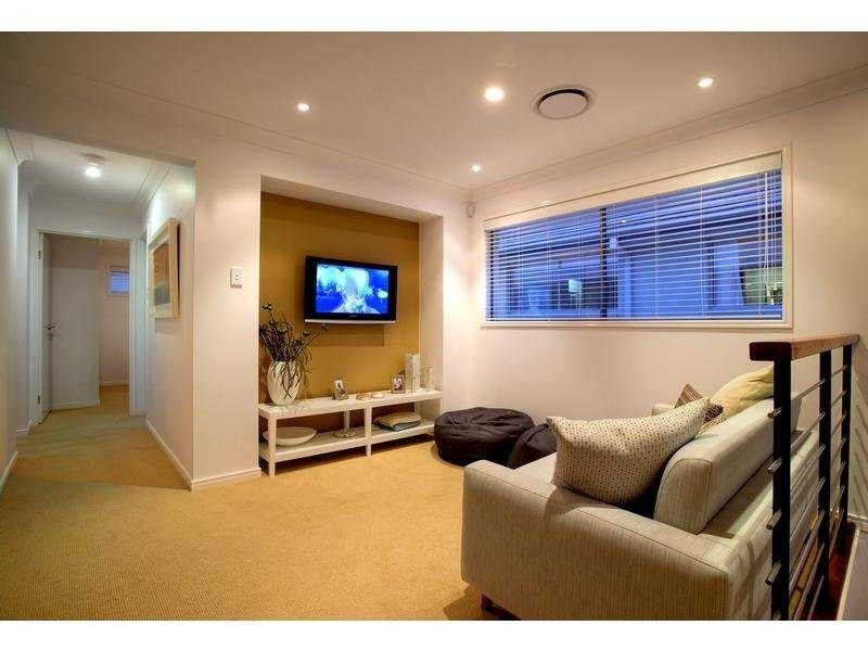 32 Elkington Circuit, North Lakes QLD 4509