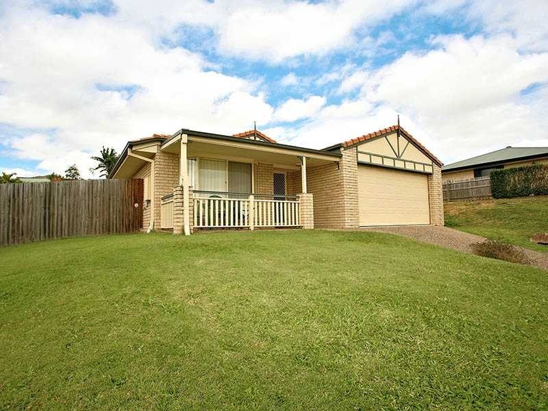 34 Hunter Circuit, Petrie QLD 4502