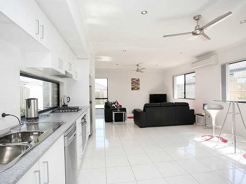 North Lakes QLD 4509