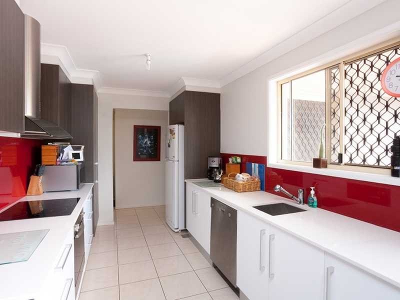 9 Melanie Court, Deception Bay QLD 4508
