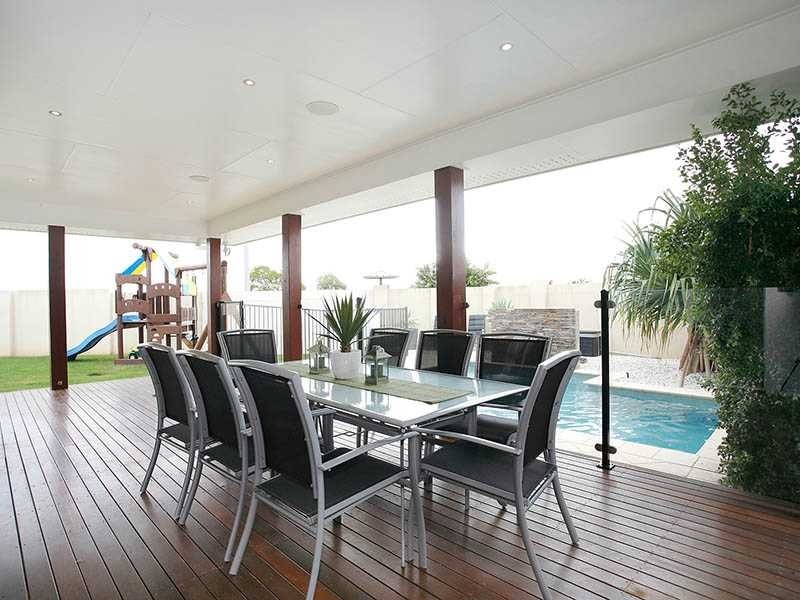 65 Lionheart Crescent, Newport QLD 4020