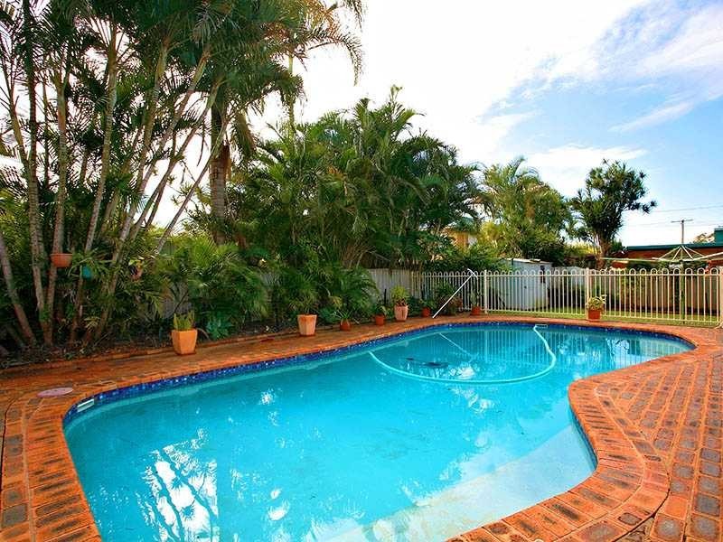 4 Boyandra Drive, Kallangur QLD 4503