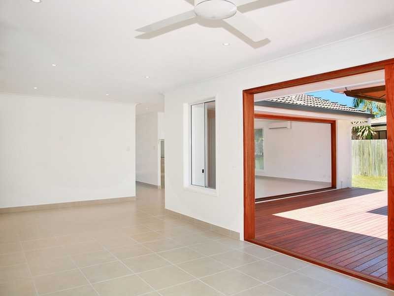 11 Driftwood Drive, Castaways Beach QLD 4567