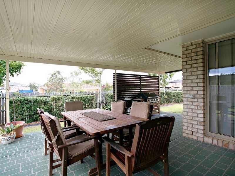 2 Copper Crescent, Griffin QLD 4503