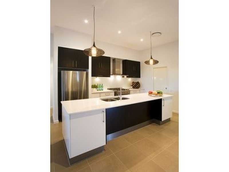 4 Moloney Place, North Lakes QLD 4509