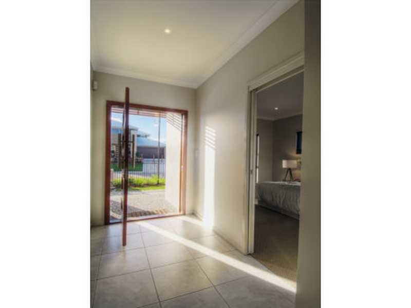 North Lakes QLD 4509