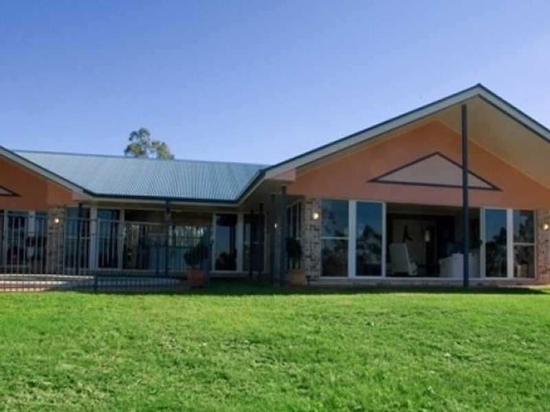 73 Smiths Road, Kurwongbah QLD 4503