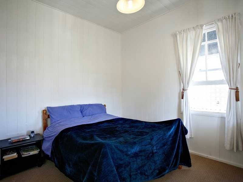 24 Water Street, Deception Bay QLD 4508