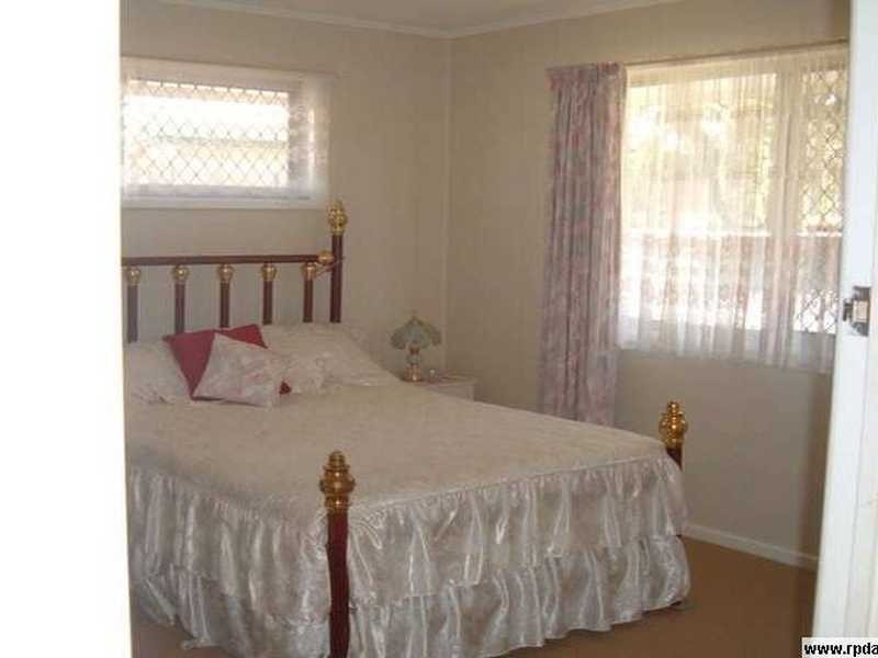 45 Griffith Road, Scarborough QLD 4020