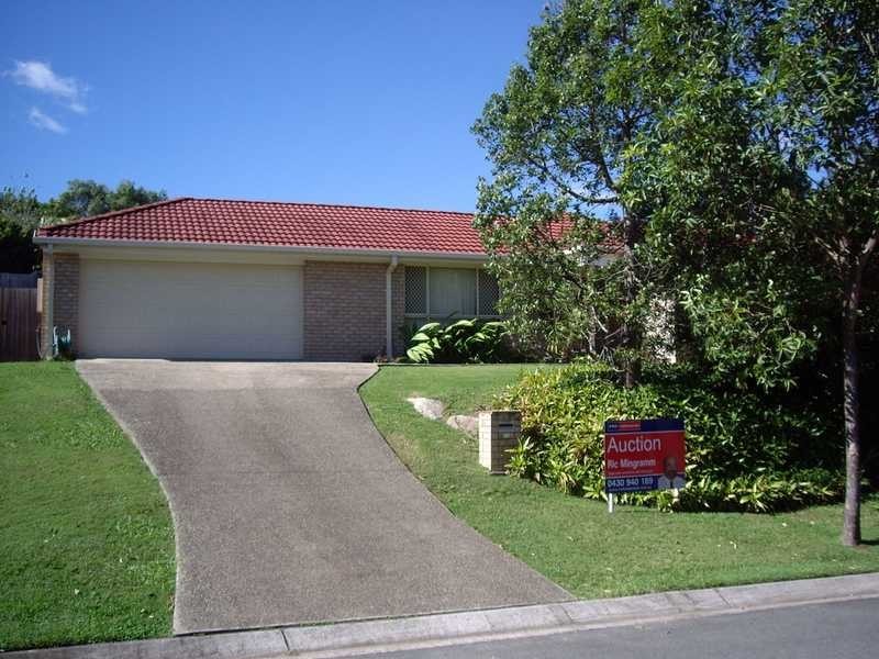 22 Hunter Circuit, Petrie QLD 4502