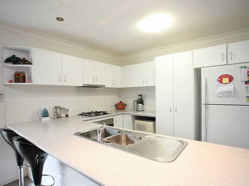 2 Tylah Street, Kallangur QLD 4503