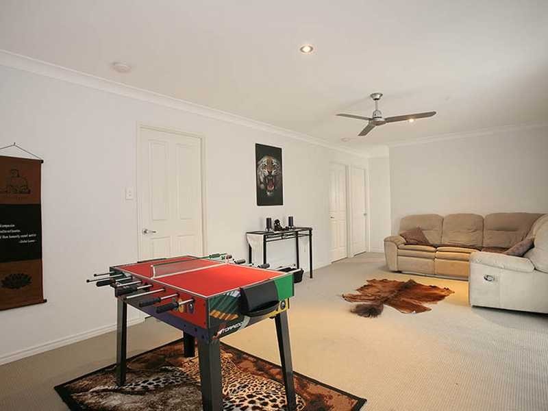 2 Tylah Street, Kallangur QLD 4503