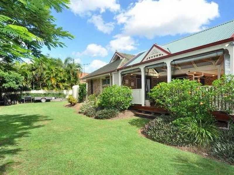 9 Castle Hill Drive, Murrumba Downs QLD 4503