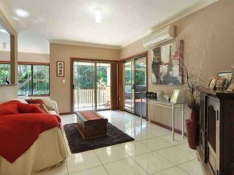 9 Castle Hill Drive, Murrumba Downs QLD 4503