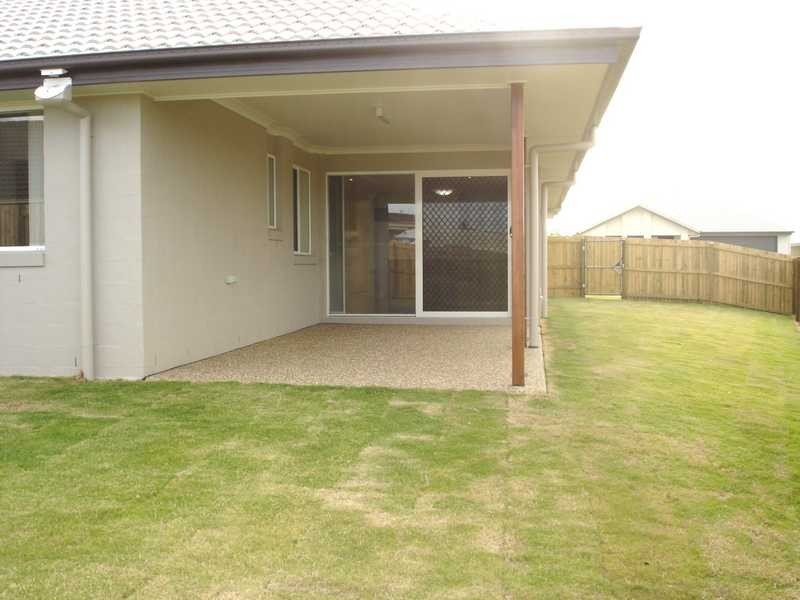 9 Williams Crescent, North Lakes QLD 4509