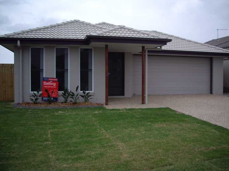 9 Williams Crescent, North Lakes QLD 4509