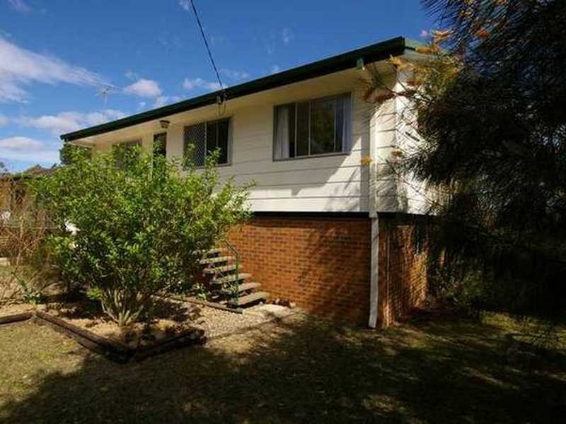 71 Old Gympie Rd, Kallangur QLD 4503