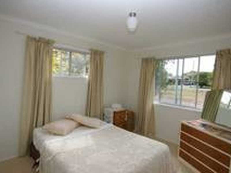 71 Old Gympie Rd, Kallangur QLD 4503