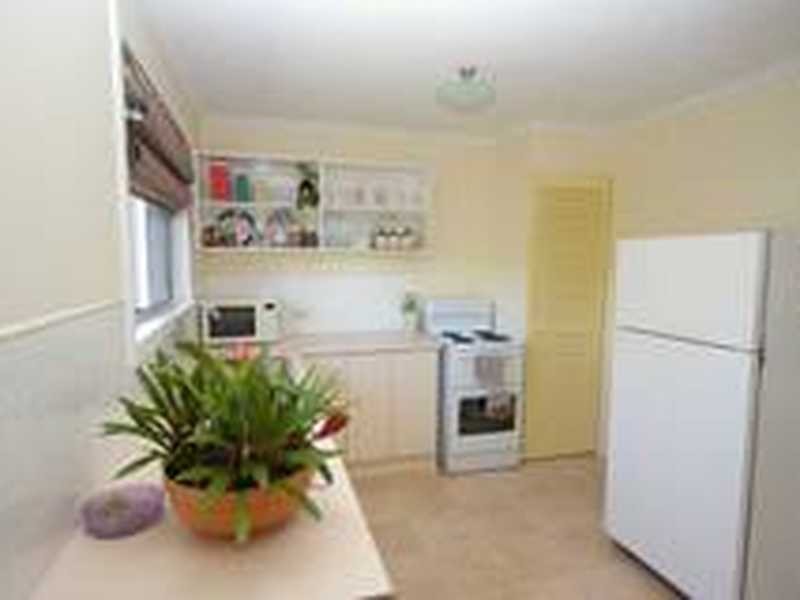 71 Old Gympie Rd, Kallangur QLD 4503