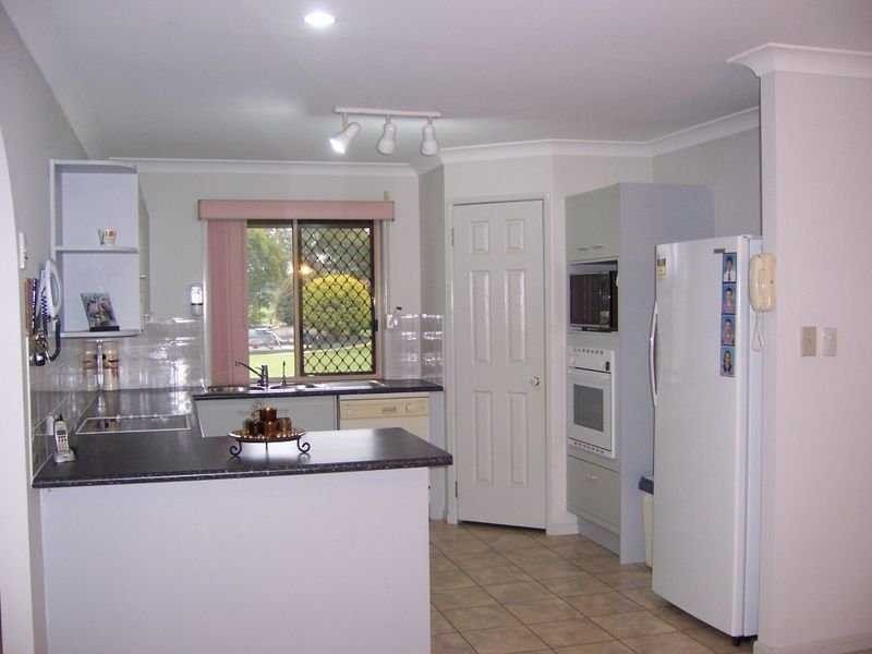 2 Parkside Court, Burpengary QLD 4505