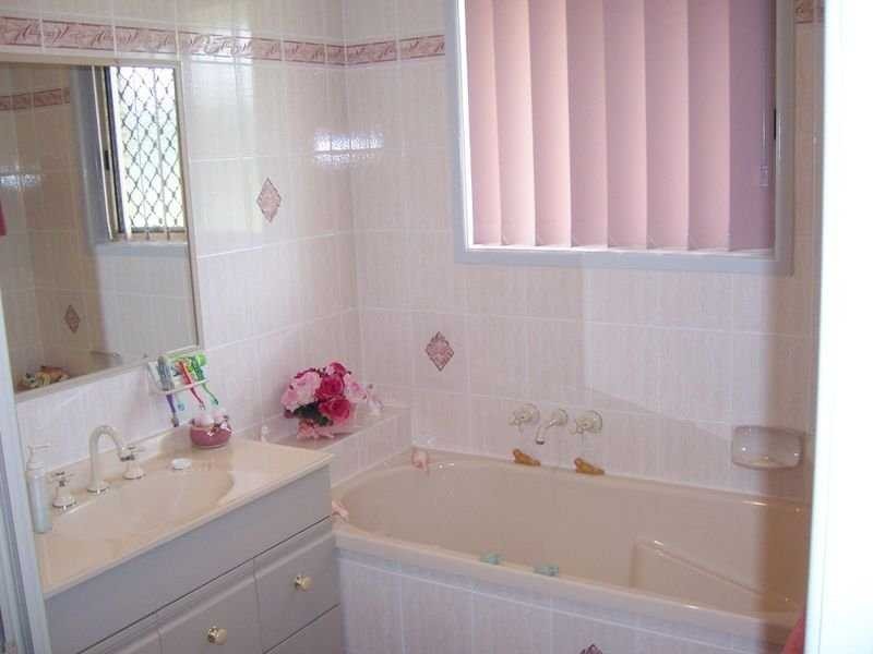 2 Parkside Court, Burpengary QLD 4505