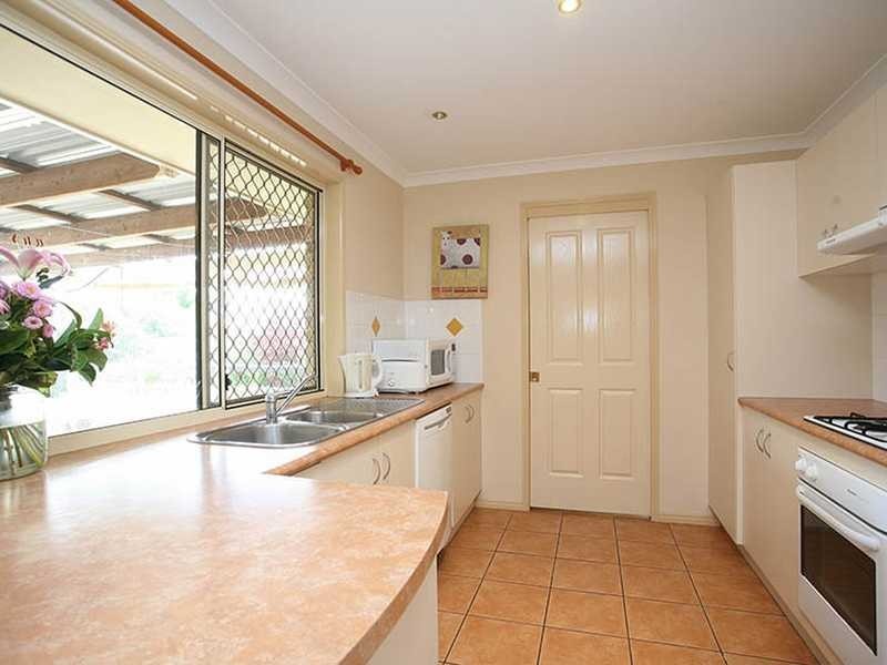 19 Chilton Crescent, North Lakes QLD 4509