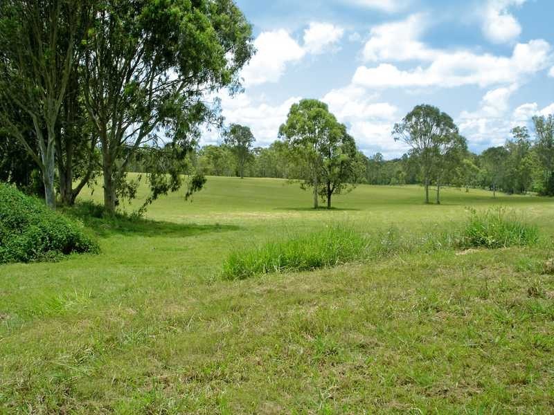 31 Springflats Court, Moorina QLD 4506