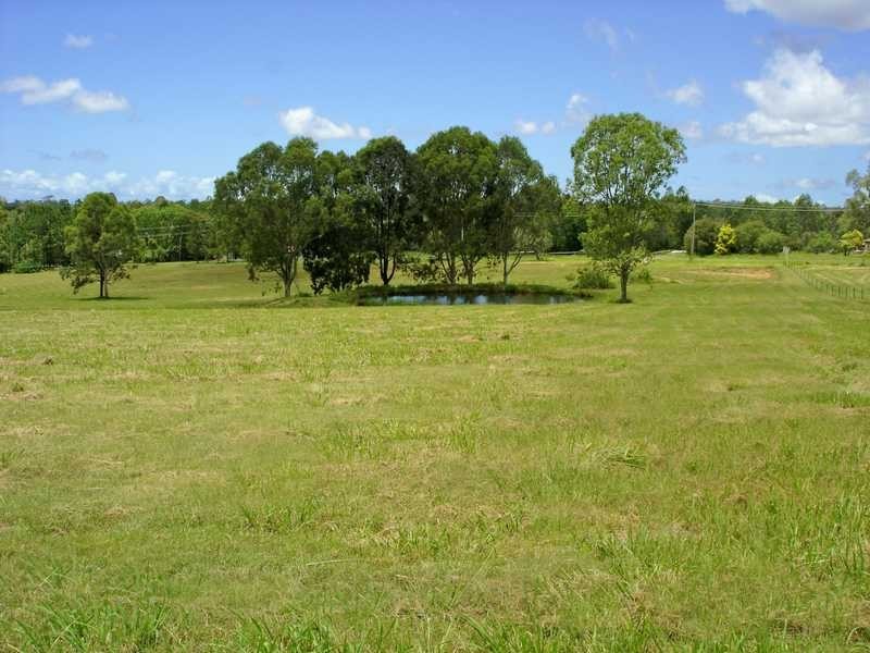 31 Springflats Court, Moorina QLD 4506