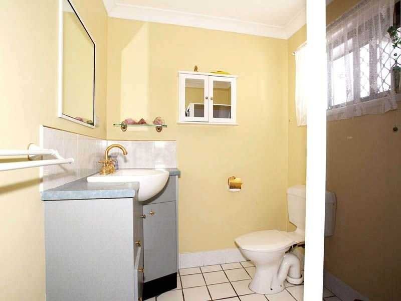 72 ENDEAVOUR DR, Banksia Beach QLD 4507