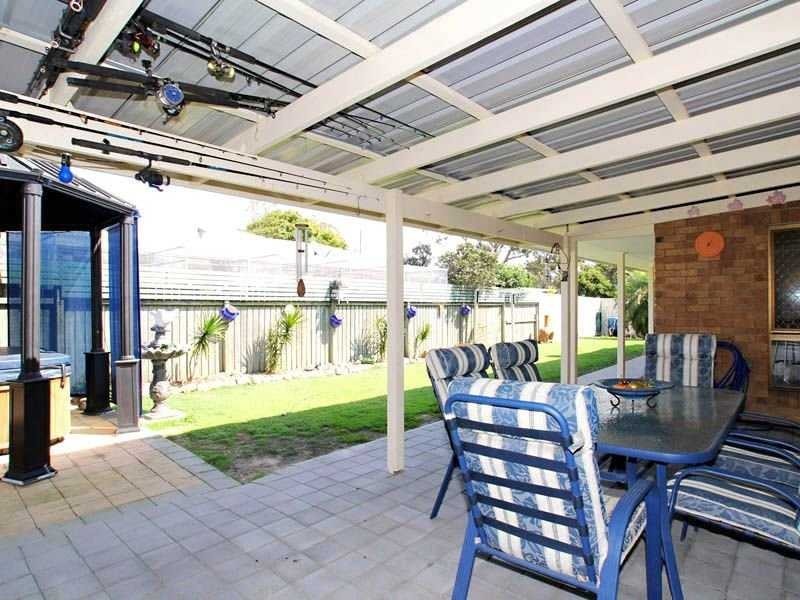 72 ENDEAVOUR DR, Banksia Beach QLD 4507