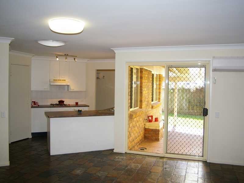 36 PHOENIX AV, Bongaree QLD 4507