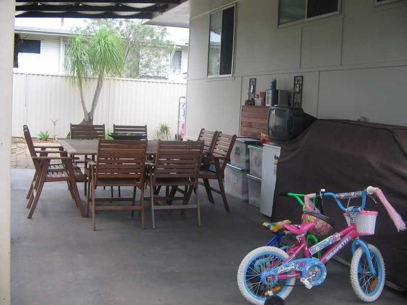 188 School Rd, Kallangur QLD 4503