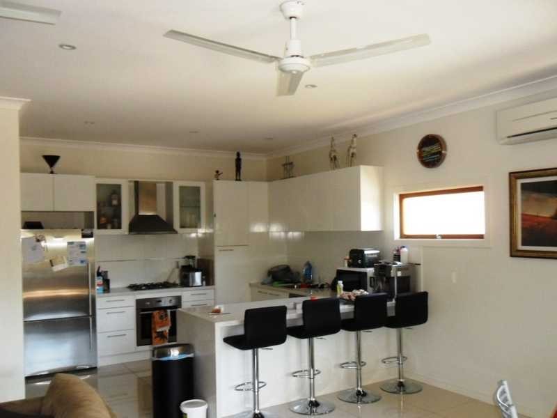 24 Raceview Avenue, Hendra QLD 4011