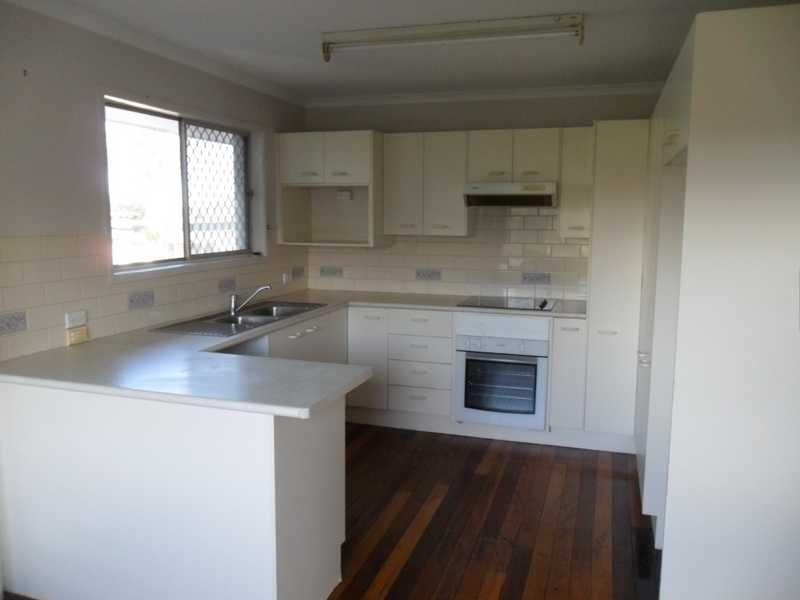 14 Lintone Street, Kallangur QLD 4503